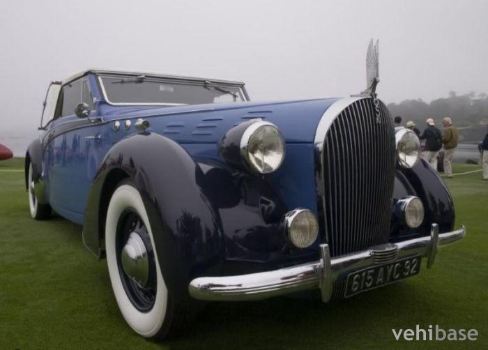 Voisin C30 Dubos