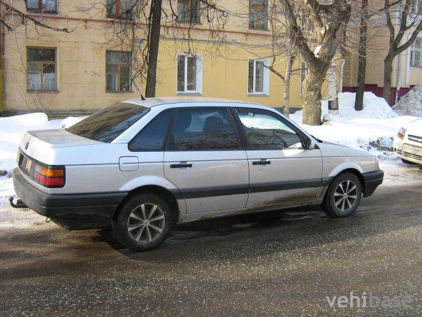 Volkswagen Passat III 90
