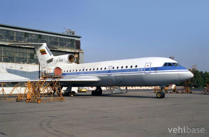 Yakovlev Yak-42