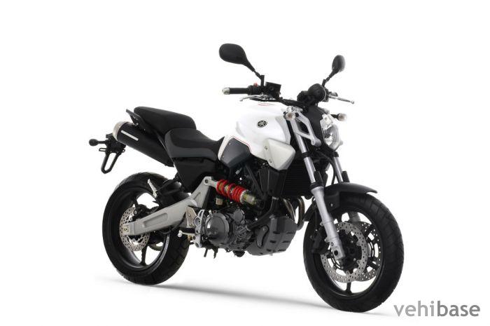 Yamaha MT03