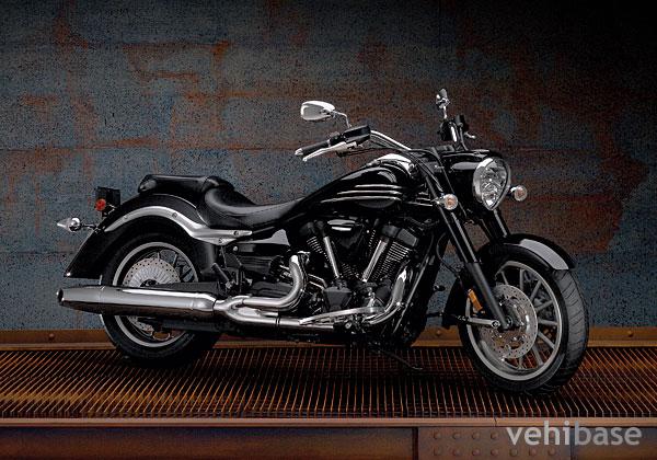 Yamaha Stratoliner Midnight